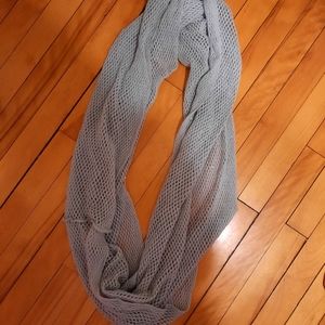 infinity scarf